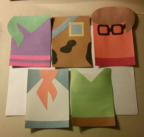 Spring 2017: Scooby Doo Door Decs -M&M Scooby Doo Hallway Decorations, Scooby Doo Classroom Door, Scooby Doo Door Decoration, Scooby Doo Door Decs, Scooby Doo Classroom Theme, Resident Advisor Door Decs, Scooby Doo Crafts, Scooby Doo Decorations, Halloween Hallway