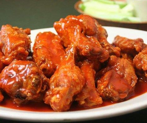 *Superbowl Recipes* - "Dougie’s Famous" Buffalo wings  These wings are addicting when prepared fresh. They are great as a party or dinner appetizer.  1 package chicken wings, separated into two ½ cup flour Oil for frying ½ cup hot sauce ¼ cup sugar ¼ cup of honey  Coat chicken wings in flour Fry on medium heat (make sure oil shouldn’t be too hot) for 20 minutes Drain on paper towels  Buffalo wing sauce: Pour hot sauce & sugar in a small saucepan, simmer for 15 minutes Place hot wings in a met... Dove Recipes, Wings Recipe Baked, Texas Pete, Wing Sauce Recipes, Vegetable Diet, Chicken Wing Sauces, Baked Wings, Wing Sauce, Pub Food