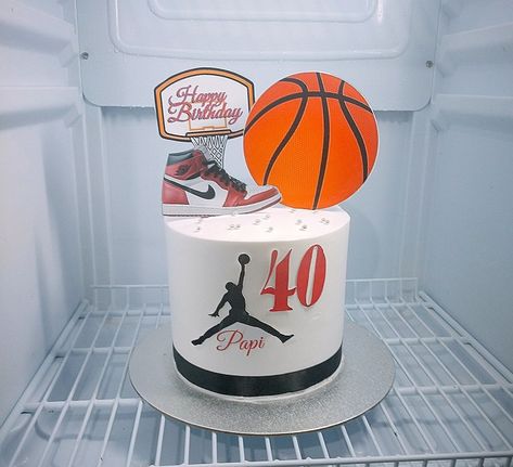 Cake Ideas Basketball, Basketball Cakes Ideas, Basketball Cake Design, Basketball Cake Ideas, Basketball Theme Cake, Basketball Cakes, Jordan Cake, Basketball Birthday Cake, Christmas Stickers Printable