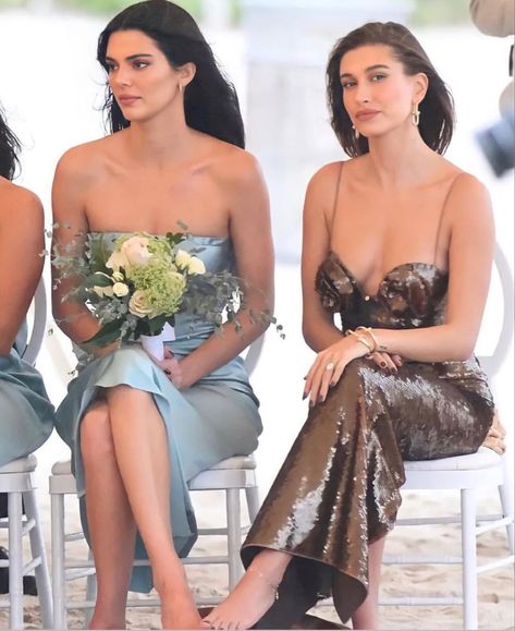 kendall jenner | hailey bieber | wedding outfits | beach wedding | bridesmaids Bieber Wedding, Hailey Bieber Wedding, Kendall Jenner Hailey, Civil Dress, Women Goddess, Goddess Women, Beach Wedding Bridesmaids, Hailey Baldwin Style, Mermaid Prom Dresses Lace