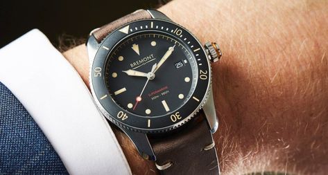 Five Diving Watches For People Who Don't Dive Field Watches, White Watch, Black Shadow, White Bracelets, Adriana Lima, Tic Tac, Watch Faces, Dive Watches, Stainless Steel Band