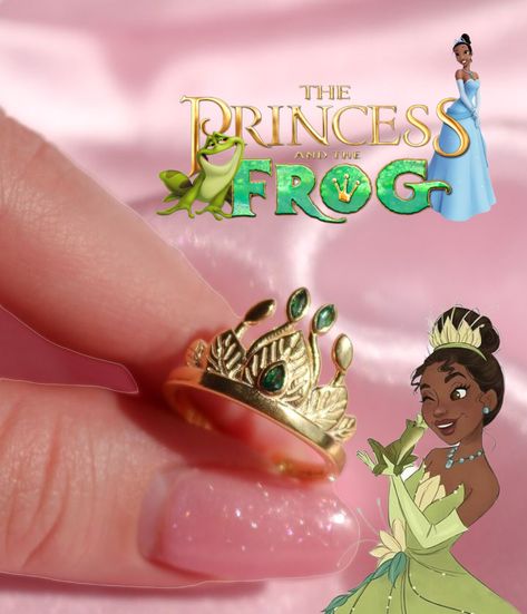 Tiana Crown, Tiana Birthday Party, Disney Princess Jewelry, Disney Rings, Ring Aesthetic, Princesa Tiana, Disney Princess Tiana, Enchanted Disney Fine Jewelry, Princess Jewelry