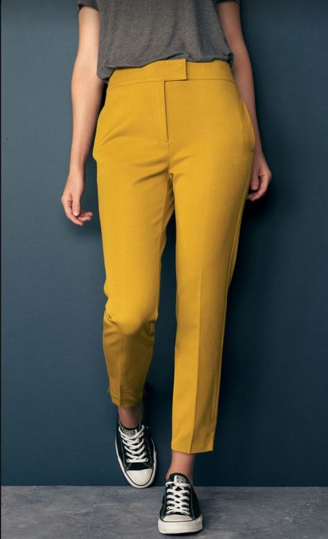 Trouser Pants Pattern Trouser Pants Pattern For Women, Fashion Pants Outfit, Trouser Pants Pattern, Formal Pants Women, Women Trousers Design, Pant Trousers Women, Women Trousers, Trouser Design, Yellow Pants