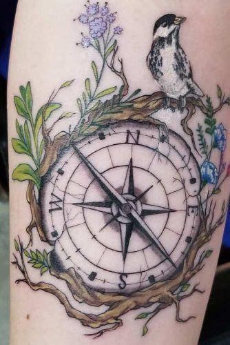 A Guide To Compass Tattoo With Cool Design Ideas ★ Dragonfly Compass Tattoo, Nature Compass Tattoo, Tattoo Memory, A Compass Tattoo, Mandala Compass Tattoo, Date Tattoo Ideas, Watercolor Compass Tattoo, Feminine Compass Tattoo, Mandala Compass