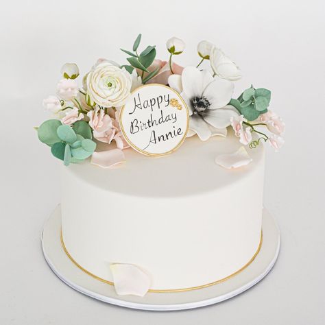 Happy Birthday Annie, Making A Wedding Cake, How To Make Wedding Cake, Cake For Her, Instagram Happy Birthday, Sugar Flowers, Cute Cakes, A Wedding, Wedding Cake