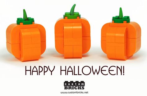 Lego Pumpkin Halloween | Happy Halloween everyone! Hopefully… | Flickr Lego Haunted House, Lego Movie Sets, Lego Pumpkin, Lego Food, Lego Halloween, Lego Building Instructions, Lego Club, The Great Pumpkin, Lego Boards