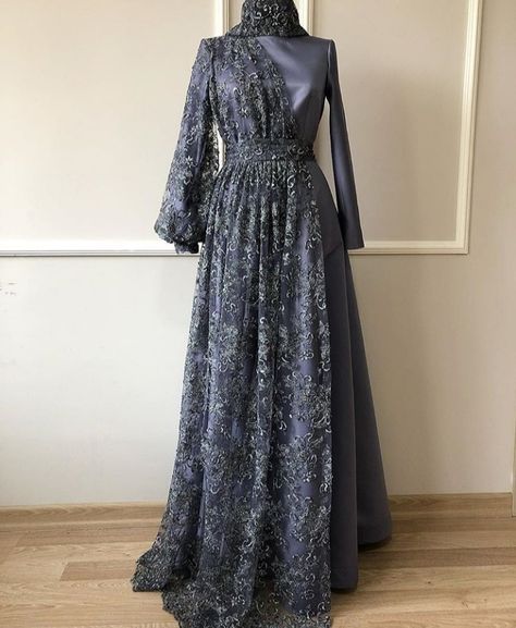 Pinterest: @çikolatadenizi  Instagram: @haticeakgundesign Dress For Bridal Shower, Occassion Dress, Braidsmaid Dresses, Frock Fashion, Gowns Dresses Elegant, Soiree Dress, Grey Wedding, Muslim Fashion Dress, Designer Party Wear Dresses