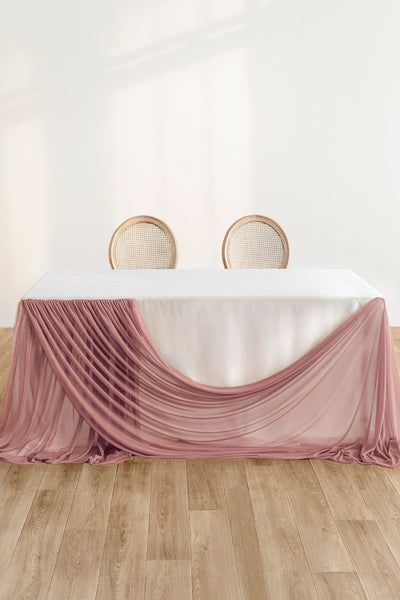 Table Drapes Ideas, Orange Table Cloth Wedding, Layered Table Cloth Ideas, Terracotta Wedding Table Settings, Table Cloth Aesthetic, Simple Sweetheart Table, Wedding Head Table Ideas, Sweetheart Wedding Table, Table Cloth Ideas