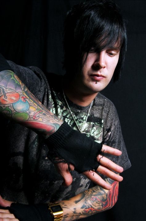 Avenged Sevenfold The Rev Avenged Sevenfold, Avenged Sevenfold Tattoo, The Rev Sullivan, Avenged Sevenfold Band, Jimmy The Rev Sullivan, Jimmy The Rev, Metalcore Bands, Avenged Sevenfold, Band Members