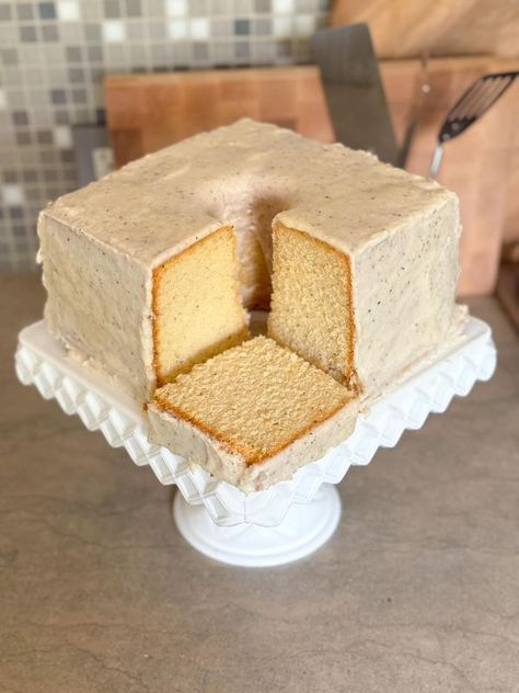 Old Country Cooking and Recipes | Mile High Brown Butter Pound Cake in my square pan | Facebook Butter Pound Cake Recipes, Moist Pound Cake Recipes From Scratch, Moist Pound Cake Recipes, Pound Cake Recipes From Scratch, Cake Pan Recipes, Caramel Pound Cake, New Dessert Recipes, Tube Cake, Coconut Pound Cakes