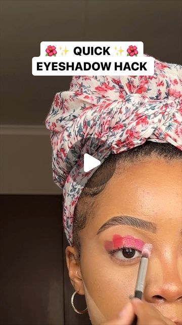 guguu💋 on Instagram: "eyeshadow hack for my beginners 🌺✨ 
the trick is the blending technique ✨ 

@hermosa_flor_cosmetics royalty + love eyeshadow palette’s
@foschinibeauty all woman lashes ‘Angelica’ 

#eyeshadow#eyeshadowtutorial#eyeshadows#eyeshadowspalette#makeuphacks#makeuphack#makeuptutorials#makeuptutorialvideo#beginnermakeup" Eyeshadow Blending Hack, 2023 Eyeshadow, Easy Eyeshadow For Beginners, Eye Shadowing Tutorial, Eyeshadow Tutorial For Beginners, Blending Eyeshadow, Body Modification, November 23, Eyeshadow Tutorial