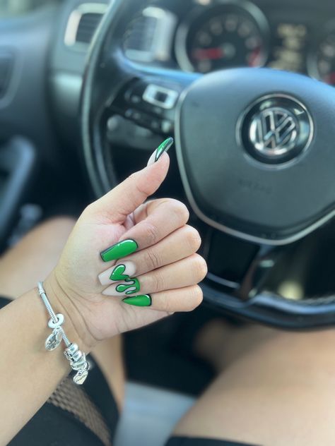 #nails #greennails #cartoonnails #cartoon #stickerdesign #nails #naildesign #nailart #heart Green Comic Nails, Green Cartoon Nails, Clover Nails, Comic Nails, Green Cartoon, Cartoon Nails, Aesthetic Things, Heart Nails, Green Nails