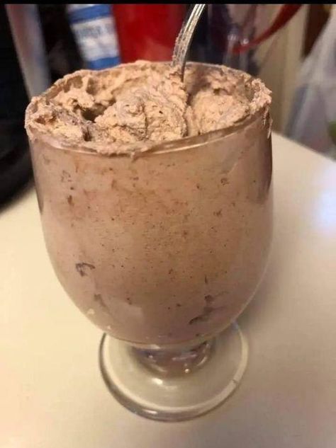 Keto Chocolate Frosty, Keto Milk Chocolate Recipe, Keto Chocolate Frosty Recipe, Keto Vanilla Frosty, Keto Wendy’s Frosty Recipe, Keto Wendys Chocolate Frosty, Keto Mocha Frappe, Low Carb Milk, Keto Shakes