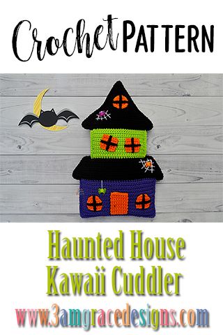 Crochet Haunted House, House Crochet Pattern, Crochet Tension, House Crochet, Thanksgiving Crochet, Spooky Haunted House, Crochet Pattern Tutorial, Novelty Pillows, Spooky House