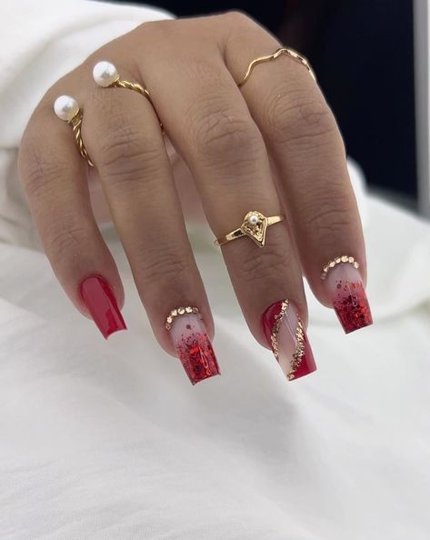 35 Glam Summer Nails to Inspire You Pink Pinterest, Beauty Hacks Nails, Red Acrylic Nails, Fancy Nails Designs, Simple Gel Nails, Girly Acrylic Nails, Acrylic Nails Coffin Pink, Long Square Acrylic Nails, Acrylic Nails Coffin Short