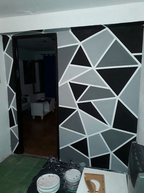 Triangle Wall Design, Texture Wall Ideas, Wall Paint For Living Room, Triangle Wall Paint, Ideas Para Pintar Cuartos, Ideas Para Pintar Paredes, Paint For Living Room, Painting Decoration Wall, Living Room Wall Paint