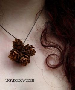 Pinecone Jewelry Pinecone Jewelry, Pine Cone Jewelry, Chocolate Apple, Pinecone Crafts, Pinecone Necklace, Fir Cones, Autumn Craft, First Day Of Autumn, Autumn Jewelry