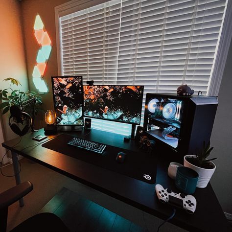 Home Office Gaming, Pc Gaming Desk, Gaming Desk Setup, Game Setup, Best Gaming Setup, Computer Desk Setup, Pc Gaming Setup, Cool Desktop, Bedroom Setup