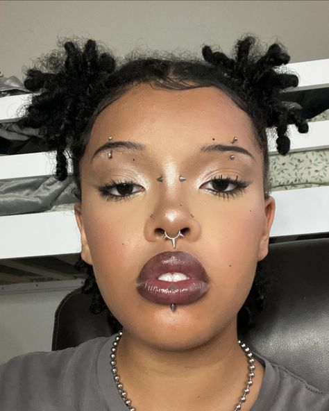 I look pretty good for a dead bitch #nevernotniso #niso #altgirl #mixedgirl #blackgirl #blackalternative #weirdblackgirl #afropunk #punk #neurodivergent #neurodivergentcreative #punk #grunge #creative #queer #altpiercings #piercings #punkprincess Spiked Bridge Piercing, Nose Bridge Piercing Jewelry, Bridge Piercing Black Women, Bridge Piercing With Glasses, Piercing Bridge, Nose Bridge Piercing, Anti Eyebrow, Body Modification Piercings, Dimple Piercing