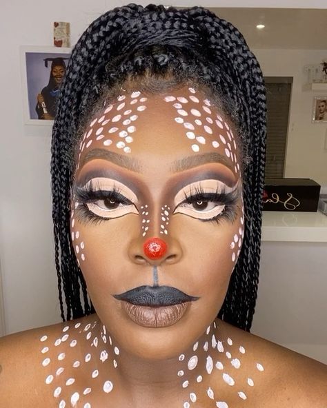 MAY/JUNE SLOTS OUT NOW ❤️ on Instagram: “Ruldoph the Red Nose Reindeer had a very shiny nose... 🎄 MAKEUP DEETS BROWS @sbtbeauty brown brow pencil EYES @plouise_makeup_academy…” Red Nose Makeup, Rudolf Makeup, Reindeer Makeup, Christmas Eye Makeup, Plouise Makeup, Nose Makeup, Red Nose Reindeer, Plouise Makeup Academy, Makeup Academy