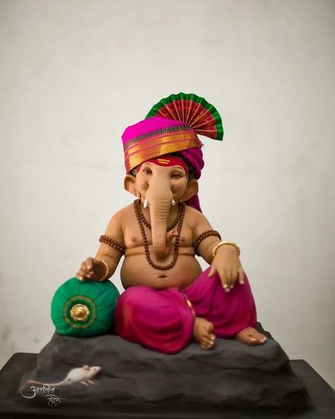 Ganesh Murti Design Ideas 🕉️ | Lord Ganesha Statue | Ganpati Idol Sculpture Inspiration Ganesha Murti Making, Mati Na Ganpati, Shadu Mati Ganpati Murti, Baby Ganesha Murti, Ganesh Murti Design, Ganeshji Murti, Ganpati Paintings, Yoga Poster Design, Ganpati Art