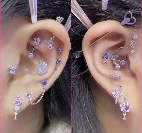 Ear Peircings, Cool Ear Piercings, Pretty Ear Piercings, Cool Piercings, Cute Ear Piercings, Ear Style, Cute Piercings, Piercing Shop, Body Jewelry Piercing