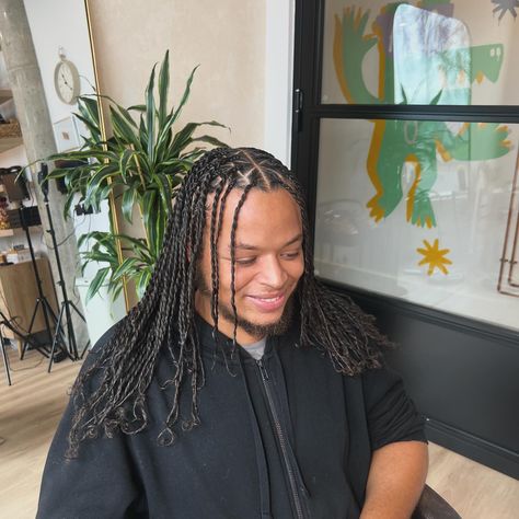 Mens Single Twists (triangle parts) To book click the link in my bio✨ #eastlondonbraider #cocoastouch #mensbraidslondon Triangle Parts, Singles Twist, Mens Braids, Braid Styles, Click The Link, Braids, Twist, Plait Styles, Plaits