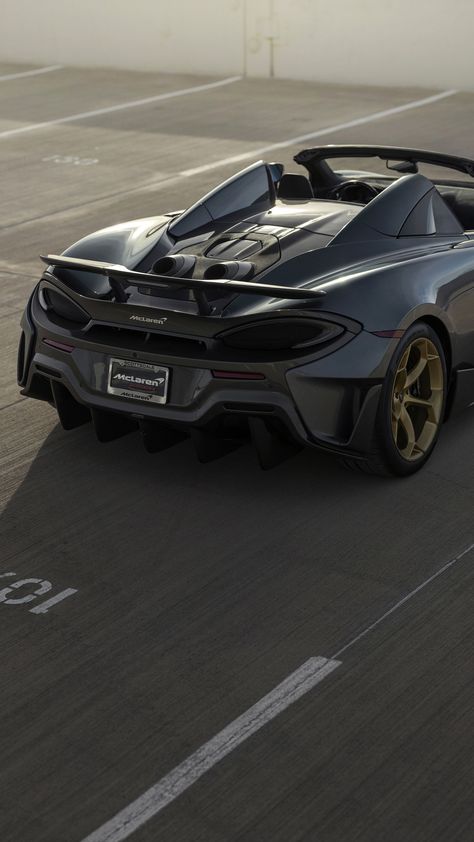 Luxury Life Aesthetic, Mclaren 600lt, Artsy Photography, Mclaren 720s, Lux Cars, Car Goals, Street Racing Cars, Classy Cars, City Car