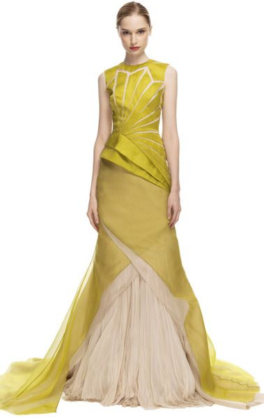 Bibhu Mohapatra ~ Cut Out Shards Evening Gown Bibhu Mohapatra, Wedding Dress Couture, Yellow Fashion, Fantasy Fashion, Beautiful Gowns, Couture Dresses, Beautiful Fashion, Evening Gown, Couture Fashion