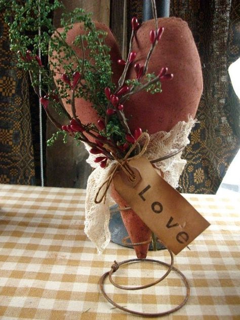 Primitive Valentine Decor, Bed Spring Crafts, Valentines Day Food, Valentine Projects, Spring Projects, My Funny Valentine, Primitive Crafts, Country Crafts, Romantic Valentine