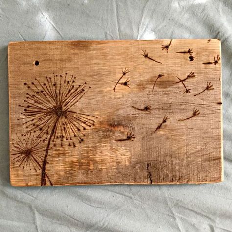 Wood-Burned Dandelion Ornament/Sign by bisonboutique on Etsy: Wood Burning Patterns Sculptures & Statues, Wood Burning Inspiration, Wood Burning Ideas Gifts, Christmas Wood Burning Ideas, Wood Burning Signs, Wood Burning Ideas, Box Fish, Pyrography Patterns, Woodburning Projects