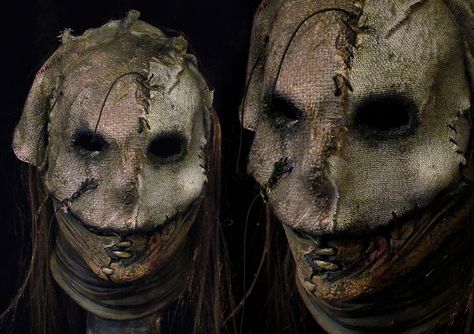 Halloween Cabin, Horror Costumes, Scary Masks, Makeup Ideas For Halloween, Scarecrow Mask, Crow Mask, Creepy Masks, Makeup Effects, Makeup Scary