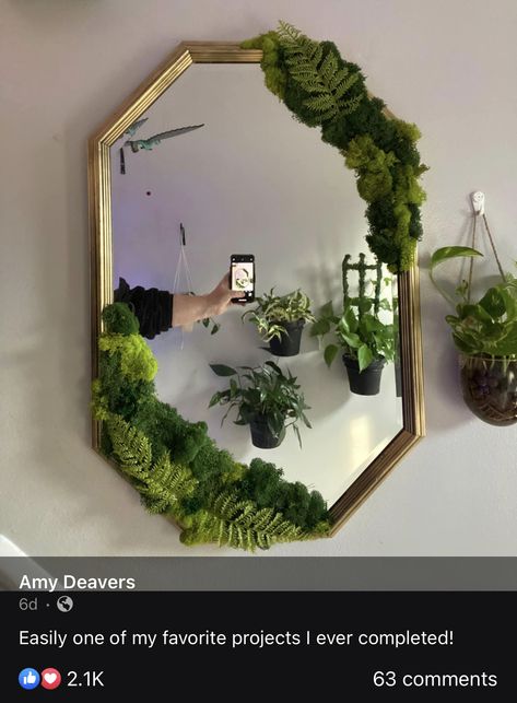 Mirror Greenery, Fake Plant Mirror Frame, Faux Plant Mirror, Mirror With Greenery, Cool Mirror Ideas Diy, Mirror With Plants Around It, Moss Mirrors, Green Diy Decor, Cheap Mirror Makeover