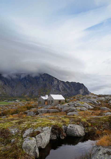 Vega Cottage is Norway's Best Cabin - Ultimate Alpine Modern Cabin | Field Mag Small Scandinavian House, Alpine Modern, Cottage House Interior, Norway House, Cottage Inspiration, Nordland, Arctic Circle, Nordic Home, Modern Cabin