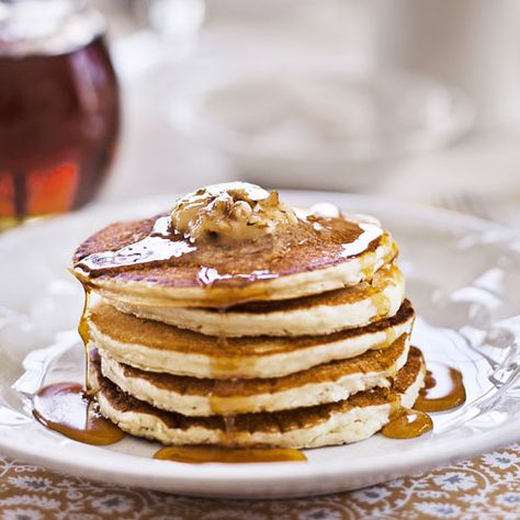 Sour cream in the batter is the secret to making these pancakes super moist and tender. And the tangy flavor is the perfect contrast to the sweet, rich Maple-Pecan Butter topping. Pumpkin Oatmeal Pancakes, Sour Cream Pancakes, All American Food, Cream Pancakes, Yummy Pancake Recipe, Stack Of Pancakes, Easy Brunch Recipes, Tasty Pancakes, Maple Pecan