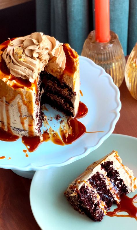 Caramel Mocha Cake, Coffee And Caramel Cake, Coffee Caramel Cake, Coffee Wedding Cake, Fancy Chocolate Cake, Coffee Layer Cake, Caramel Coffee Cake, Coffee Whipped Cream, Celebration Recipes