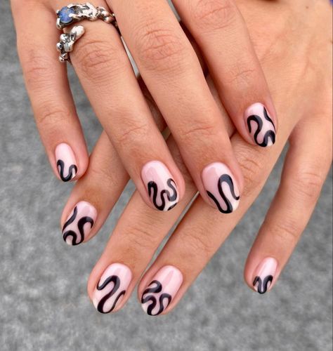 Line Nail Designs, Caviar Nails, Mens Nails, Milky Nails, Manicure Gel, Lines On Nails, Short Nails Art, Black Nail, Nail Jewelry