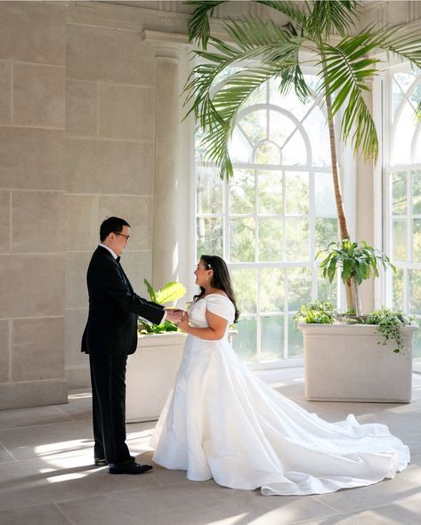 One Week Married! Last weekend at Gallison Hall, we celebrated the most fun and wonderful couple as they said “I do!” Their October wedding was a dream come true, with beautiful peachy pinks, lush greens, and soft cream details setting the perfect scene. The heart-shaped cake was a sweet reflection of their love, and every moment was filled with joy and laughter. You didn’t see Irina’s smile fade once that day. Let’s share some big congratulations to @irinamajumdar and Pete ♥️ Like and comme... Shaped Cake, October Wedding, Peachy Pink, Lush Green, Dream Come True, Lush, In This Moment, Let It Be, Cream