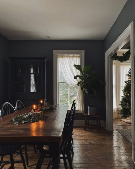 Dining room. Benjamin Moore Templeton Gray Charcoal Wall Dining Room, Kendall Charcoal Benjamin Moore Dining Room, Charcoal Grey Dining Room, Moody Cozy Dining Room, Moody Victorian Dining Room, Templeton Gray Benjamin Moore, Benjamin Moore Templeton Gray, Dark Gray Dining Room, Charcoal Dining Room