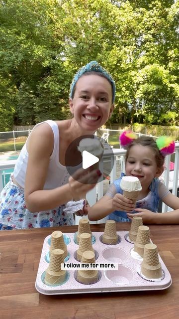 Shannon Doherty | ONLY WAY TO SERVE * ICE CREAM*🍦 GENIUS HACK for serving Ice Cream at all your summer parties!!! SAVE THIS AND SHARE WITH EVERYONE!!  I... | Instagram Ice Cream Cone Ideas, Shannon Doherty, School Snacks For Kids, Summer Must Haves, Summer Hacks, Serve Ice Cream, Kid Snacks, Apple Cookies, Baptism Ideas