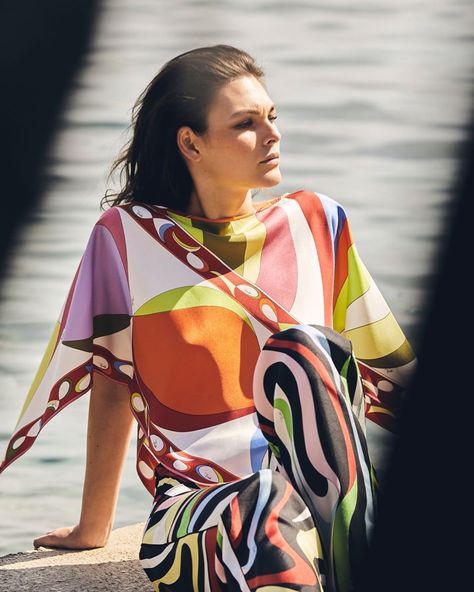 Tyrrhenian Sea, Vittoria Ceretti, Emmanuelle Alt, Wardrobe Stylist, Emilio Pucci, Summer 2022, Hair Stylist, Fashion Models, Kimono Top