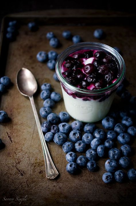 This Goat Cheese Mousse with Roasted Blueberries is a simple, light and elegant dessert that's perfect for summer. Only 4 ingredients! Goat Cheese Mousse, Cheese Mousse, Coconut Dessert, Brownie Desserts, Elegant Desserts, Oreo Dessert, Blueberry Recipes, Milk Recipes, How Sweet Eats