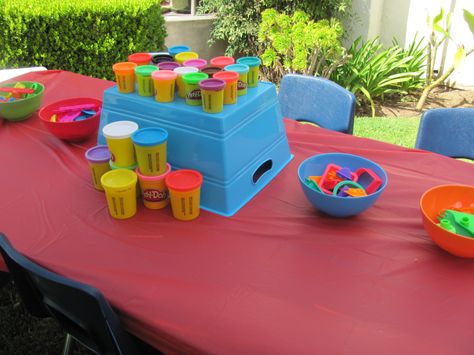 Play-Doh Station Playdoh Station Party, Play Doh Station Party, Play Dough Birthday Party Ideas, Play Doh Station, Play Doh Birthday Party, Playdough Station, Tree Preschool, Crayola Party, Crayola Birthday Party