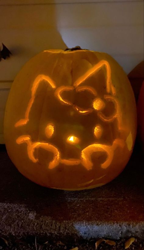 #pumpkincarving, #halloweenpumpkins, #pumpkinart, #halloweendecor, #spookypumpkins, #halloween2023, #creativehalloween, #pumpkindecor, #halloweeninspiration, #carvingideas Halloween Pumpkins Hello Kitty, Hello Kitty Jack O Lantern, Sanrio Pumpkin Carving, Kawaii Pumpkin Carving, My Melody Pumpkin, Sanrio Pumpkin, Sanrio Fall, Halloween Sanrio, Sanrio Halloween