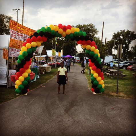 Jamaican Balloon Arch, Balloon Styling, Jamaican Party, Chili Cookoff, Parade Ideas, Street Festival, Balloon Ideas, Parade Float, Paris Wedding