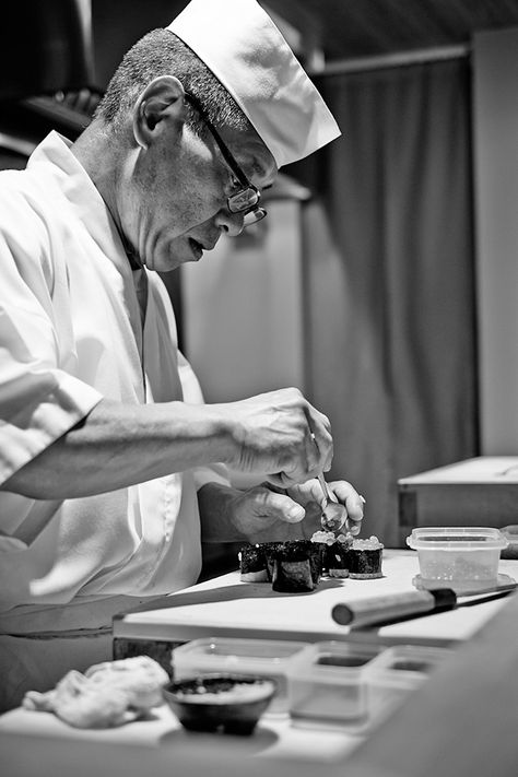 Japan Eats : Tokyo, Nagoya, Kyoto and Osaka | Iron Chef Shellie Japanese Chef Photography, Sushi Logo, White Restaurant, Man Cooking, Sushi Chef, Iron Chef, Chef Inspiration, Japanese Chef, Japanese Sushi