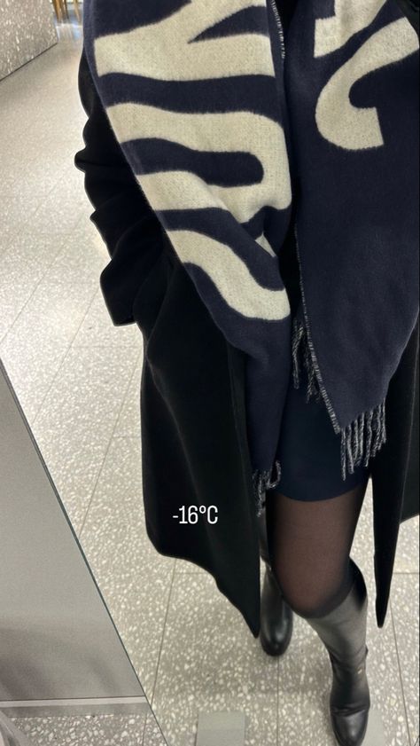 Winter outfit 💭 Black coat outfit 💭 Jacquemus Scarf in a navy blue colour Jacquemus Scarf Outfit, Jacquemus Scarf, Winter Outfit Black, Black Coat Outfit, Navy Blue Colour, Scarf Outfit, Coat Outfit, Outfit Black, Coat Outfits