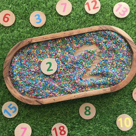 Number Formation Activities, Formation Ideas, Eyfs Maths, Numeracy Activities, Number Formation, Maths Area, Rainbow Rice, Teaching Mathematics, Student Numbers