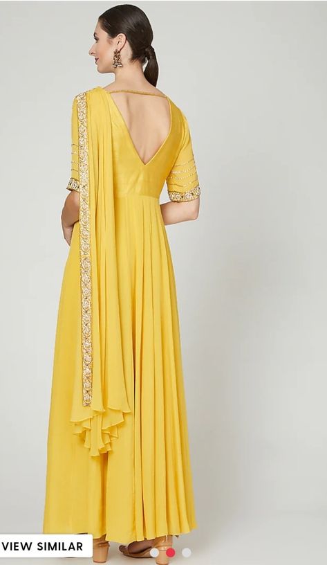 Haldi Ceremony Outfit For Mom, Indian Gown Design, Elegant Skirt Outfits, Ceremony Outfit, Haldi Ceremony Outfit, Indian Gown, Long Gown Design, Heavy Dresses, Lehnga Dress