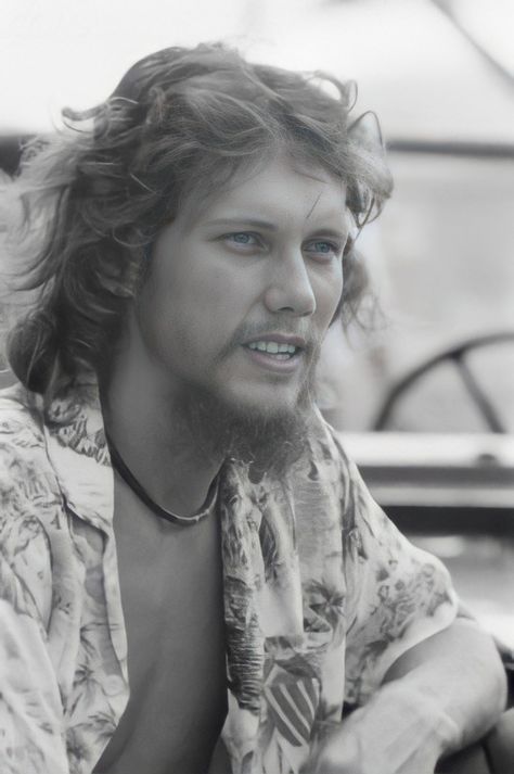 Steve Gaines, Lynyrd Skynyrd Band, Gregg Allman, Color Eyes, Allman Brothers, Common People, Classic Television, Free Bird, Lynyrd Skynyrd